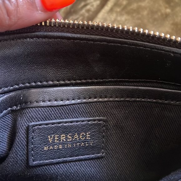 Versace crossbody - Picture 2 of 2